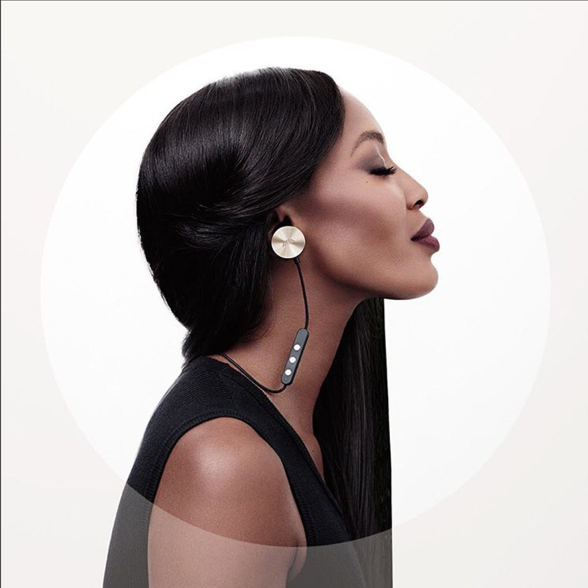 Naomi Campbell and Will. I. Am Team Up For BUTTONS Wireless Earbuds
